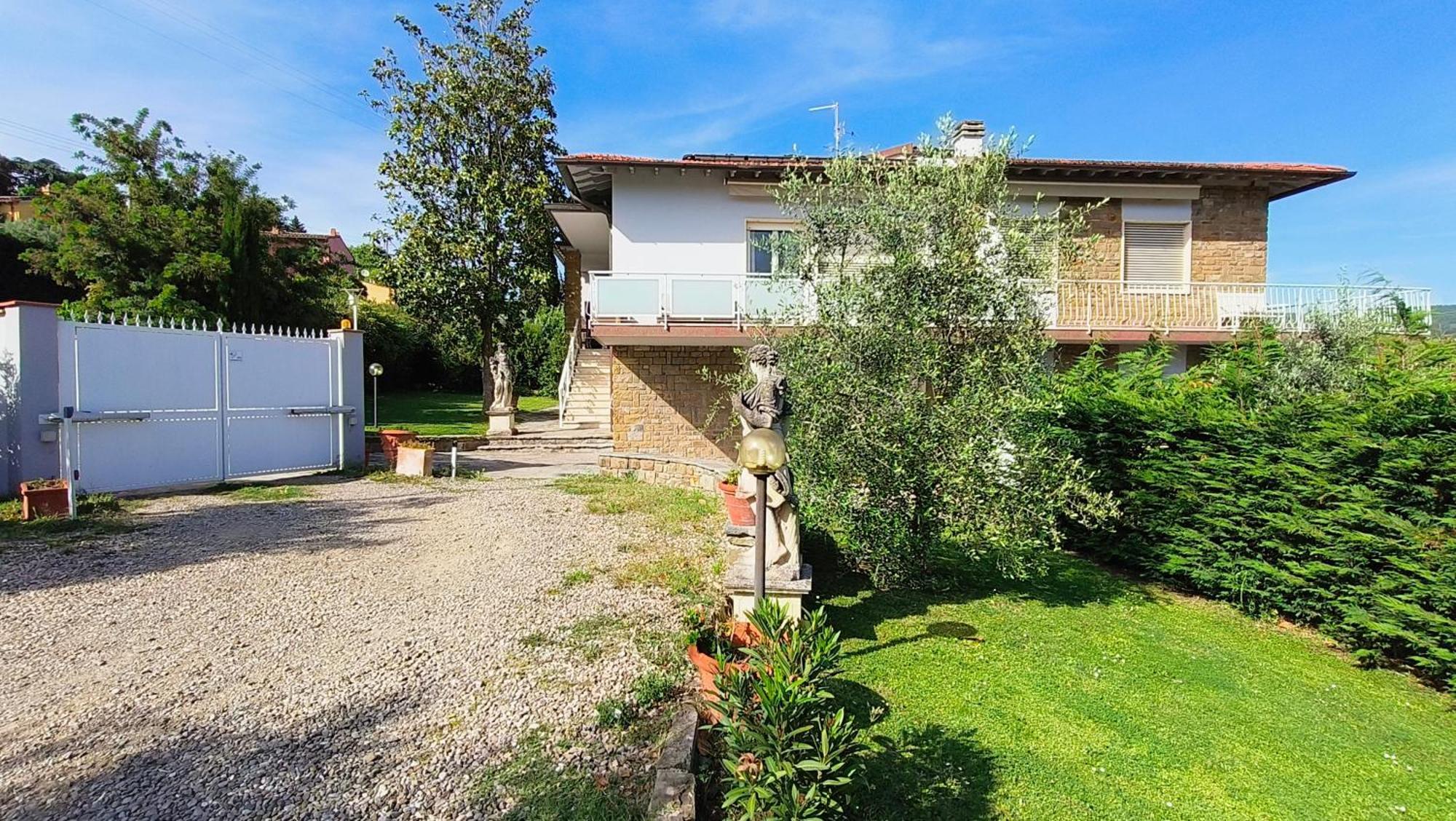 Villa Le Statue Florenz Exterior foto