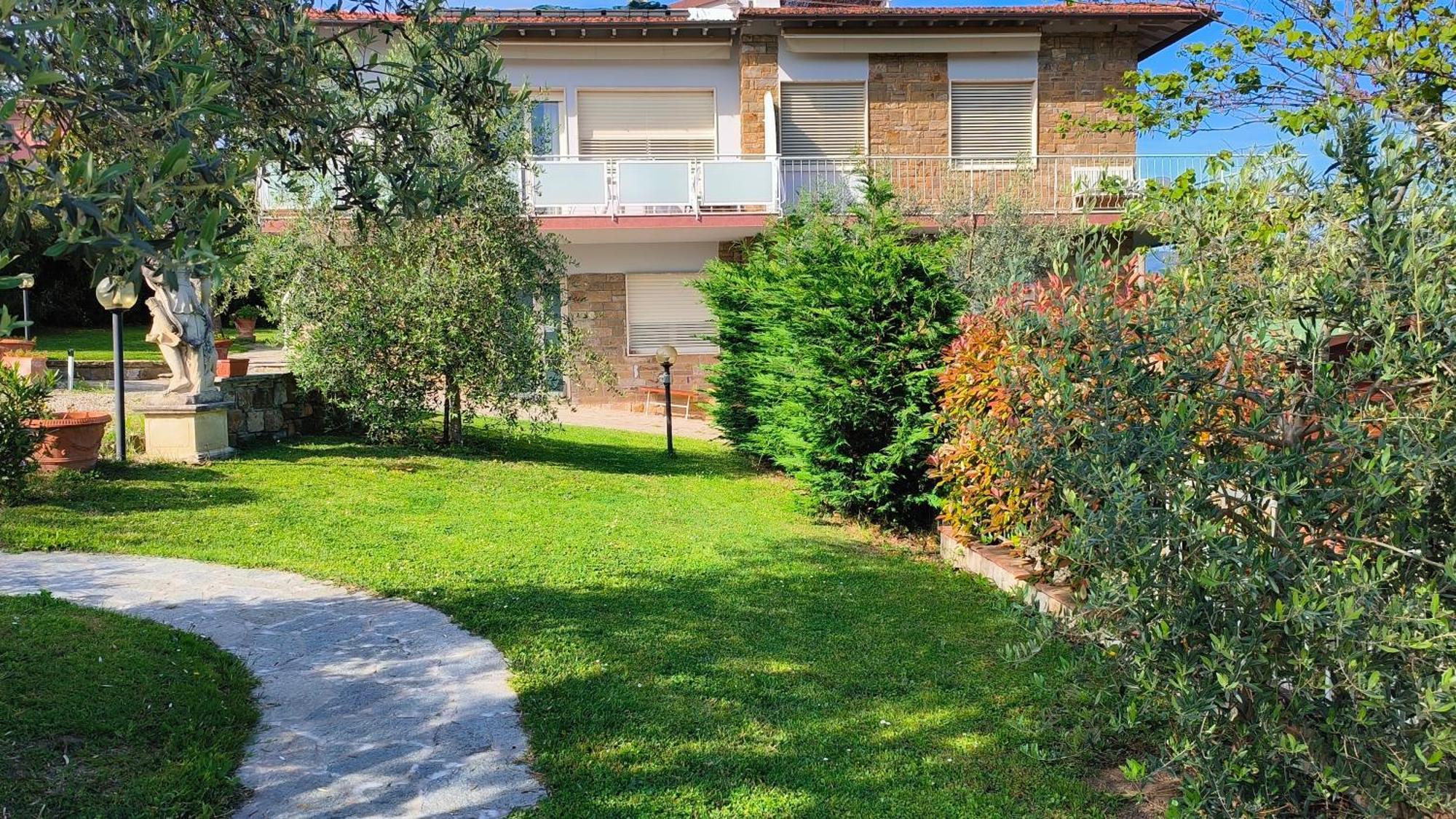 Villa Le Statue Florenz Exterior foto